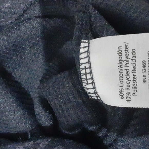Terra & sky waffle henley shirt or top. Navy Floral. NWT - Picture 4 of 4